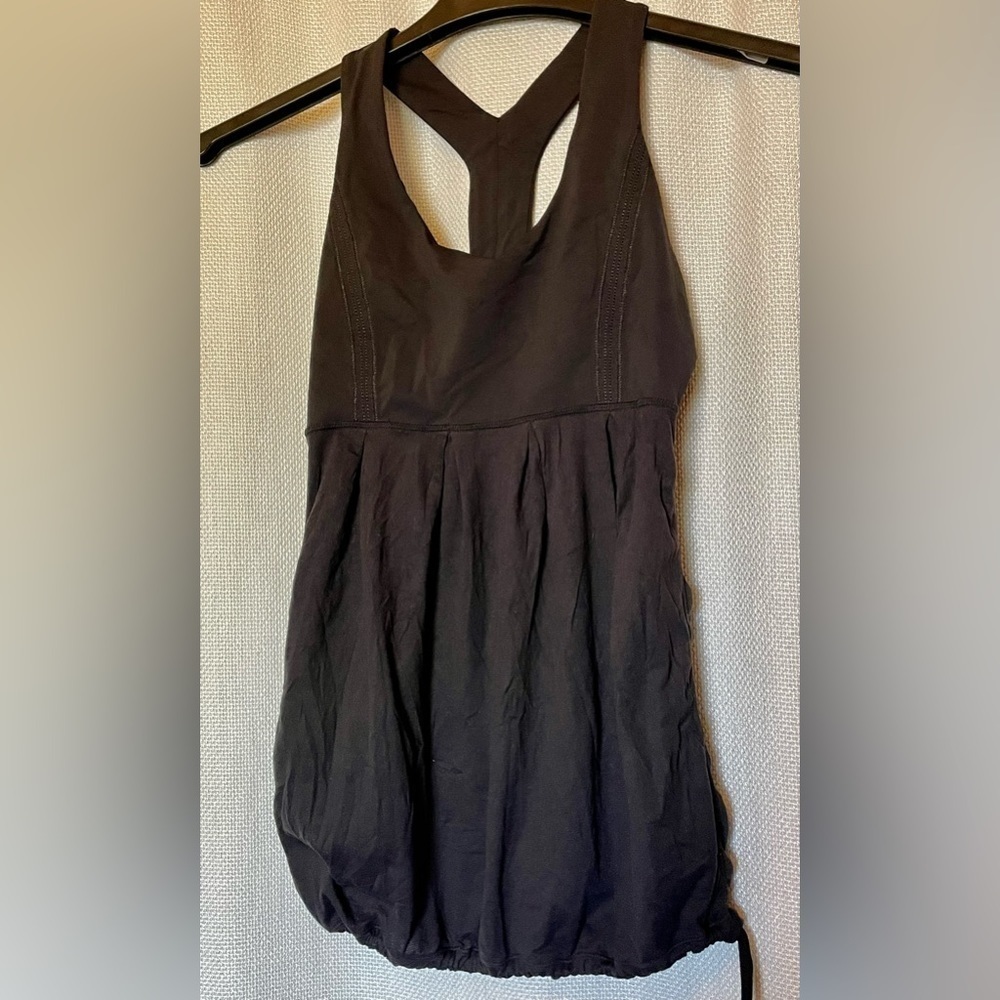 Lululemon black tank top